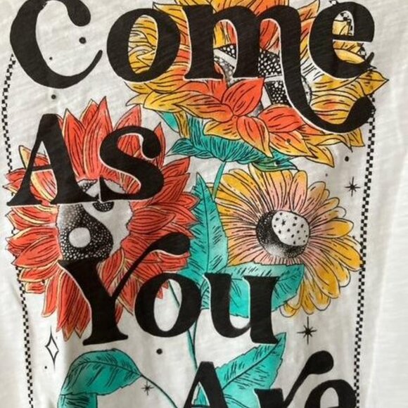 Torrid Lightweight Floral Oversized Shirt - Picture 5 of 6